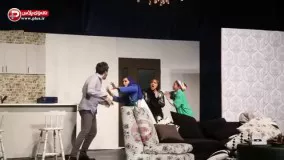 ویدیویی از درگیری فیزیکی آقا و خانم بازیگر بخاطر خیانت در سالن تئاتر تهران