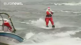 بابانوئل آمریکا و گوزن هایش امسال روی آب آمدند