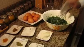 آموزش درست کردن کوکو سبزی خانگی