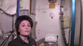 دستشویی رفتن فضا نوردان در ایستگاه فضایی (شماره یک روانه ، شماره دو سخته )