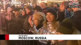 فیلم/ ویدئوی بازی هاکی روی یخ پوتین در میدان سرخ مسکو