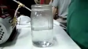 جوش آمدن آب به دلیل کاهش فشار هوای داخل ظرف  