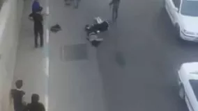 فیلمی از سقوط دو دختر از روی پل چمران اصفهان 