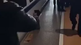 کلیپ جدید از گیر کردن یک مرد در ریل مترو!!!