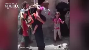  در آغوش گرفتن فرمانده عملیات ضد تروریست توسط دختر خردسال