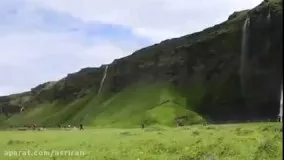 آبشاری در ایسلند که آسمان را به زمین وصل می کند