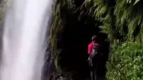 ویدیویی کوتاه از یه مسیر پیاده روی رویایی که لذتش فراموش نخواهد شد. خصوصا تونل پشت آبشار???? واقع در ایالت اورگان در امریکا.