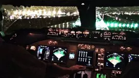 فرود 747 در هوای بارانی 
