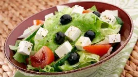 How To Make Greek Salad - آموزش درست کردن سالاد یونانی