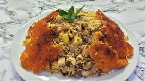 Estamboli Polow With Tahdig  برنج استامبولی  (Persian Tomato Potato & Meat Rice)