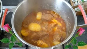 غذای رمضان-قورمه گوشت گاو ویا گوساله-غذای افطار