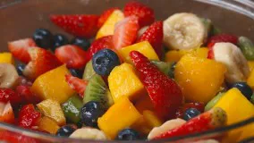 آشپزی آسان-سالاد میوه رنگین کمونی با عسل