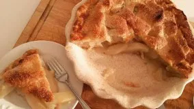 Pear Pie: Delicious, Easy and Rustic پای گلابی