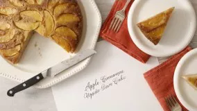 Cinnamon-Apple Upside-Down Cake-کیک سیب و دارچین