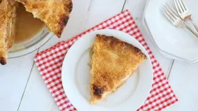 Classic Old-Fashioned Apple Pie - پای سیب