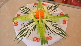 آشپزی مدرن-تزیین بسیار زیبای خیار و هویج