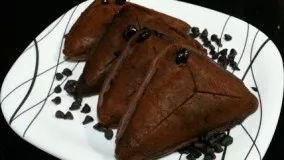 آشپزی مدرن-تهیه کیک شکلاتی در ساندویچ ساز
