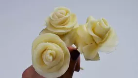آموزش دسر- ساخت گلهای رز با شکلات