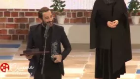اختتامیه جشنواره فیلم فجر 35: نوید محمدزاده برنده جایزه بهترین بازیگر نقش مکمل مرد