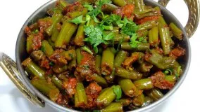 آشپزی ایرانی-خوراک لوبیا سبز 1