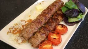 آشپزی ایرانی-کباب کوبیده چلو یا کوبیده با نون؟؟؟ 