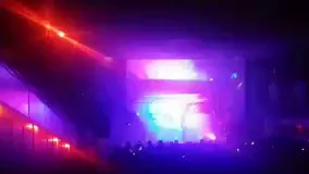 کنسرت مهران احمدی خواننده جذاب و جنجالی پاپ در تهران // اجرای آهنگ هوای خیس