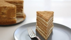 کیک پزی-کیک عسل روسی