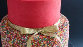 ایده تزیین کیک تولد دخترونه-دو طبقه