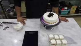 کیک پزی-تهیه کیک پنیری کرمی