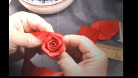 آموزش ربان دوزی-ساخت گل رز با روبان- بسیار زیبا