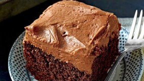 پخت کیک-تهیه کیک شکلاتی با موس شکلاتی