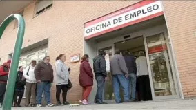 پایان فصل جهانگردی و افزایش بیکاری در اسپانیا - economy