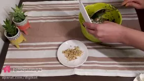 دستور تهیه کوکو سبزی قالبی در فر