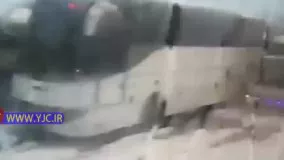 گرفتار شدن خودروها در برف ورودی شهر سقز