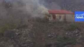 ارمنی‌ ها پیش از ترک لاچین خانه‌ هایشان را آتش زدند