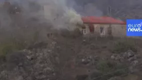 ارمنی‌ ها پیش از ترک لاچین خانه‌ هایشان را آتش زدند