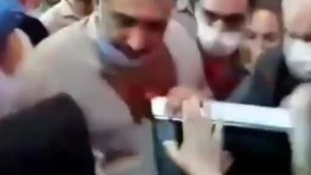 تجمع گروهی از مردم سربندر خوزستان  در اعتراض به آب گرفتگی