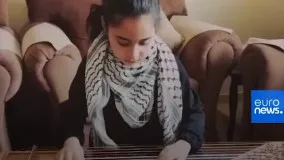 دختر فلسطینی برای همدلی با مردم ایتالیا می نوازد