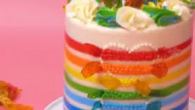 کیک های رنگین کمانی