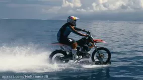 موتور سواری روی آب
