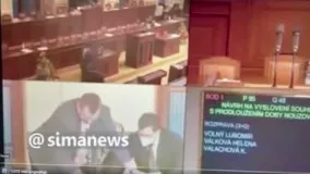 کتک‌ کاری جنجالی در مجلس چک به خاطر کرونا