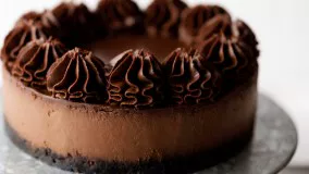 دستور العمل آسان طرز تهیه کیک شکلاتی خامه ای