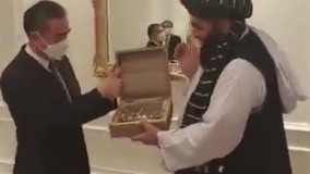 طالبان به وزیر خارجه چین تریاک ناب هدیه داد !