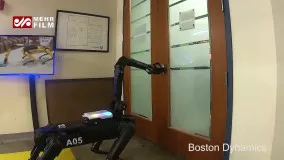 سگ رباتیک با شارژ خودکار رونمایی شد
