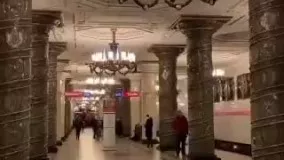 لوکس‌ ترین ایستگاه مترو روسیه در سن‌ پطرزبورگ