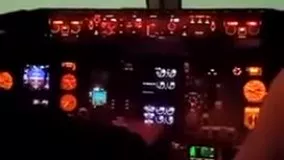 مهارت یک خلبان در فرود با دید صفر !