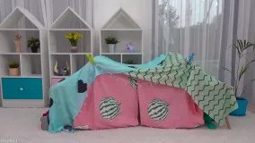 اسباب بازی های کودکانه ایوا در خانه چادر می زند  بازی های خانگی ایوا و مامانی