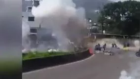 لحظه ی انفجار بمب در ونزوئلا